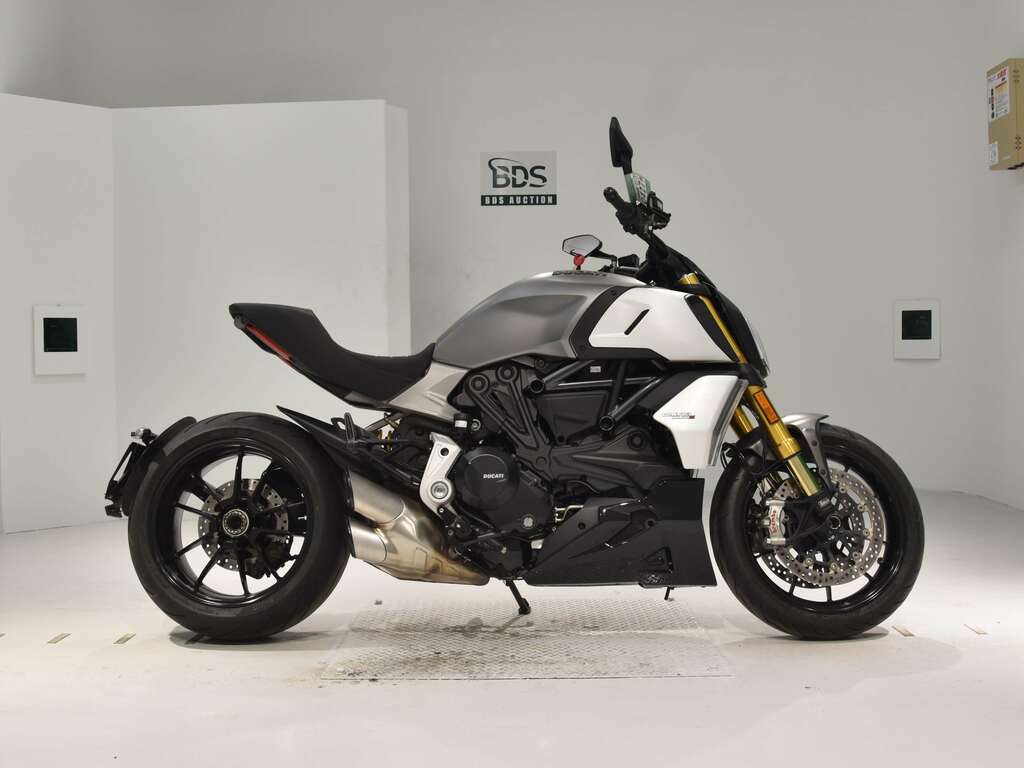 РњРѕС‚РѕС†РёРєР» Ducati Diavel 2020