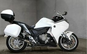 HONDA VFR1200F DCT 2010 SC63