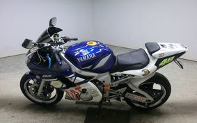 YAMAHA YZF-R6 2000 RJ03