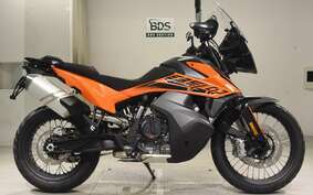 KTM 890 ADVENTURE	 2024