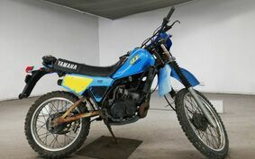 YAMAHA DT125 17F