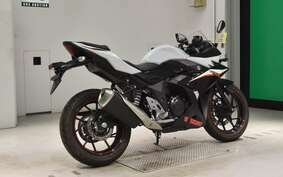 SUZUKI GSX250R DN11A