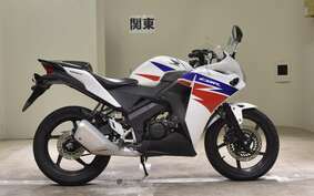 HONDA CBR125R JC50