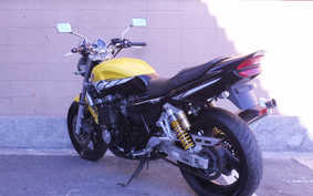 YAMAHA XJR400 R 2004 RH02J