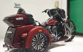 HARLEY FLHTCUTG TRIKE 1750 2017