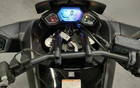 HONDA NM4 VULTUS -01 2014 RC82