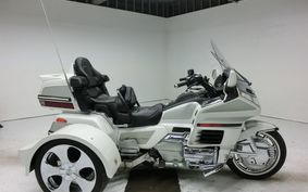 HONDA GL1500 GOLD WING TRIKE SE 1999 SC22