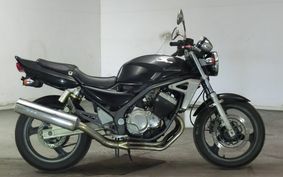 KAWASAKI BALIUS 250 Gen.2 2002 ZR250B