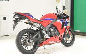 HONDA CBR600RR 2024 PC40