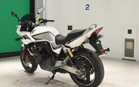 HONDA CB400 SUPER BOLDOR VTEC 2013 NC42