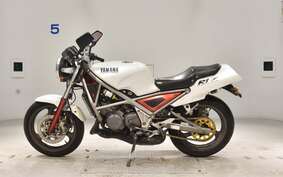 YAMAHA R1-Z 3XC