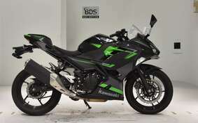 KAWASAKI NINJA 400 2022 EX400L