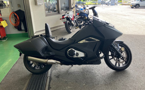 HONDA NM4 VULTUS -02 2015 RC82