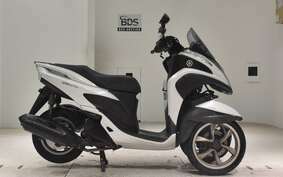 YAMAHA TRICITY 125