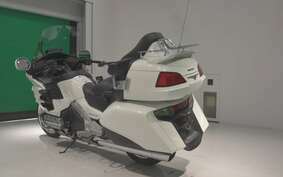 HONDA GL 1800 GOLD WING 2013 SC68