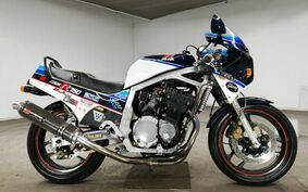 SUZUKI GSX-R750 1985 GR71F