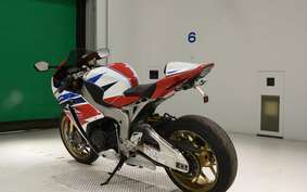 HONDA CBR1000RR SPECIAL EDITION 2015