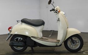 HONDA CREA SCOOPY AF55