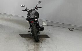 YAMAHA FZ25 RG42