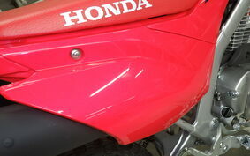 HONDA CRF125F JE03