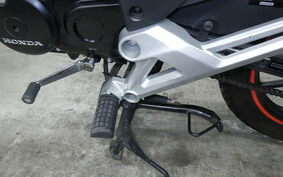 HONDA CBF125R