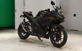 YAMAHA YZF-R25 RG10J