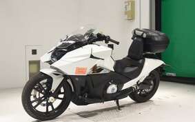 HONDA NM4 VULTUS -01 2014 RC82