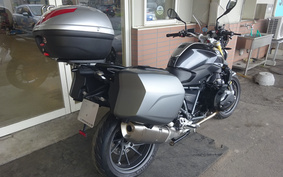 BMW R1200R 2015 0A04