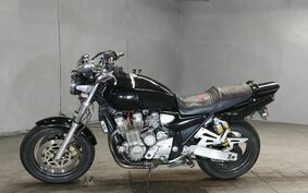 YAMAHA XJR1300 1999 RP01J