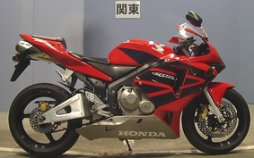 HONDA CBR600RR 2003 PC37