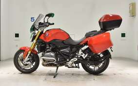 BMW R1200R 2017 0A04