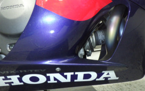 HONDA CBR900RR 3 2000