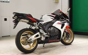 HONDA CBR1000RR 2007 SC57