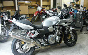 HONDA CB1300SB SUPER BOLDOR 2006 SC54