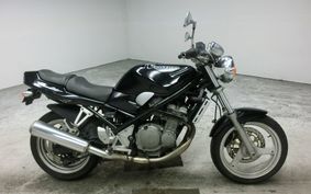 SUZUKI BANDIT 250 GJ74A