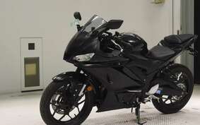 YAMAHA YZF-R3 2021 RH13J