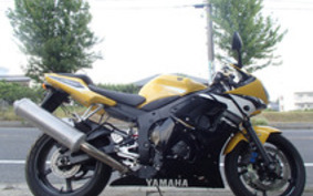 YAMAHA YZF-R6 2003 RJ05