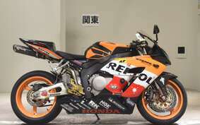 HONDA CBR1000RR 2005 SC57