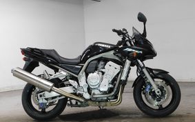 YAMAHA FZ FAZER FEATHER 2001 RN06