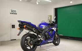 YAMAHA YZF-R1 2004