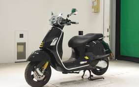 VESPA GTS300スーパー 2023