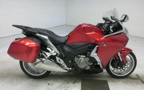 HONDA VFR1200F DCT 2010 SC63