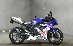 YAMAHA YZF-R1 2004 RN13