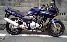 SUZUKI BANDIT 1200 S 2000 GV77A