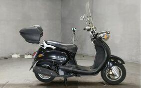 YAMAHA VINO 125 SE24