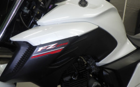 YAMAHA FZ25