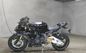 YAMAHA YZF-R1 M 2020 RN65J