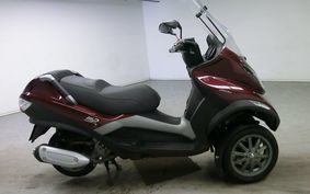 PIAGGIO MP3 250 RL M472