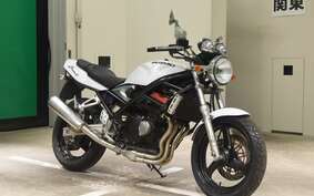 SUZUKI BANDIT 250 V Type GJ77A