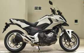 HONDA NC750X D Limited 2016 RC90